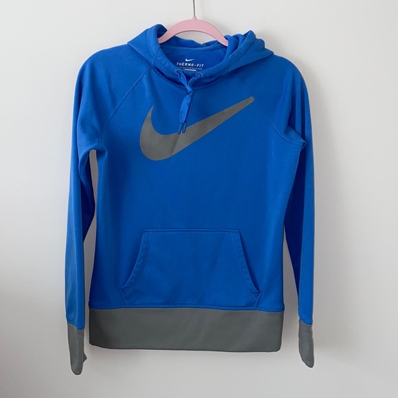 Nike Tops - Nike Hoodie